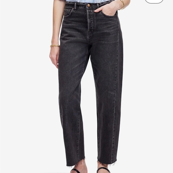 Madewell Denim - Madewell The Darted Barrel-leg Jean In Black